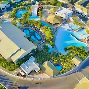 https://hotel-lacqua-caldas-novas.caldasnovashotels.com